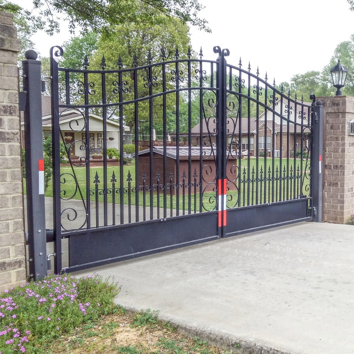 ALEKO Steel Dual Swing Driveway Gate - VENICE Style - 14 x 6 Feet